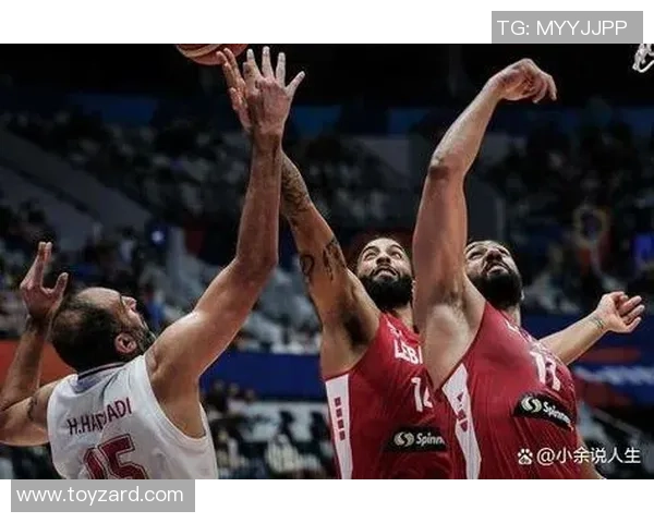 广州篮球队的比赛经验揭秘：从战术到团队协作的深度分析